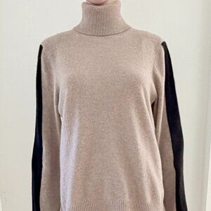 AQUA Womens 100% Size Large  Cashmere Turtleneck Sweater Light Brown Black